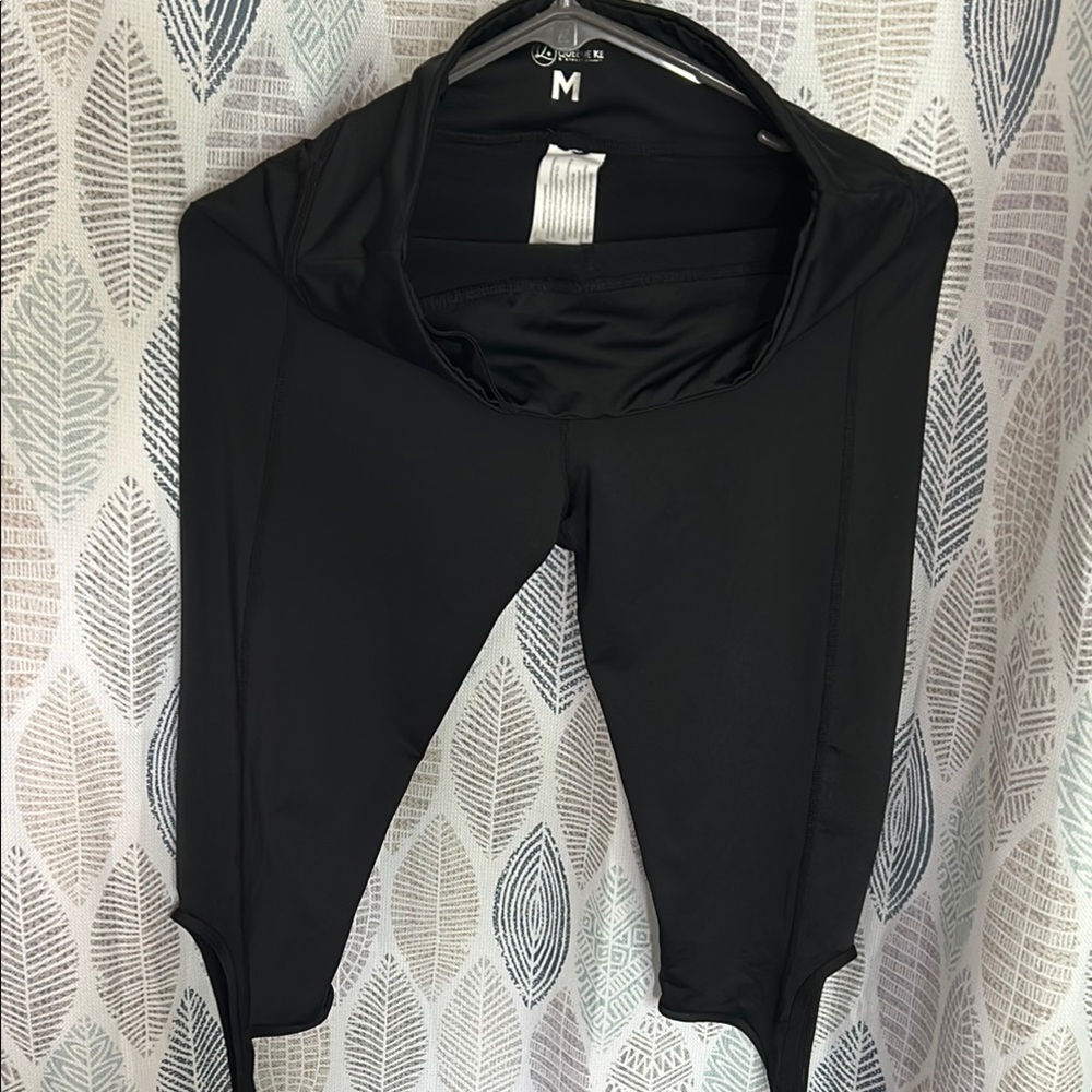 Black Performance Leggings with Stirrup Hem - Yoga Pants